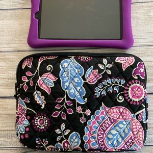 Vera Bradley Tablet sleeve